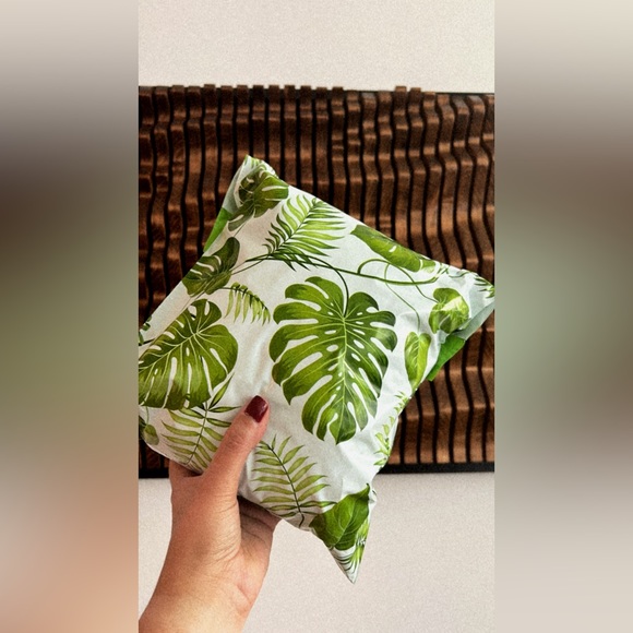 ~Welcome~ Meet The Posher 💚 - Picture 5 of 13